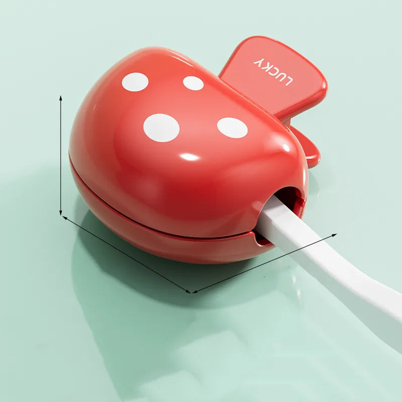 Travel toothbrush cover Dust-proof mushroom toothbrush head protective clip Household outdoor protective cap