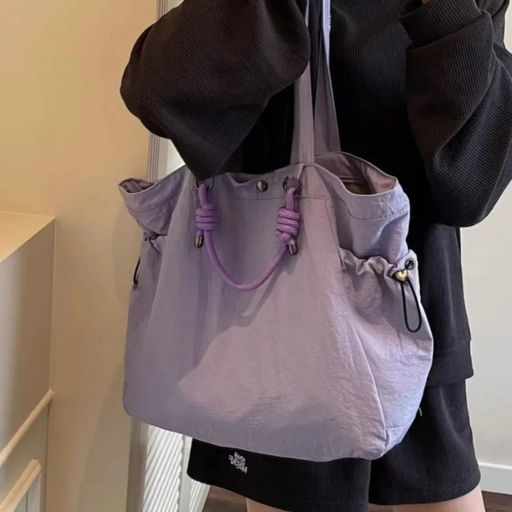 2026 New Stylish Lightweight Nylon Large Capacity Travel Tote Bag for Women Casual Shoulder Handbag Versatile