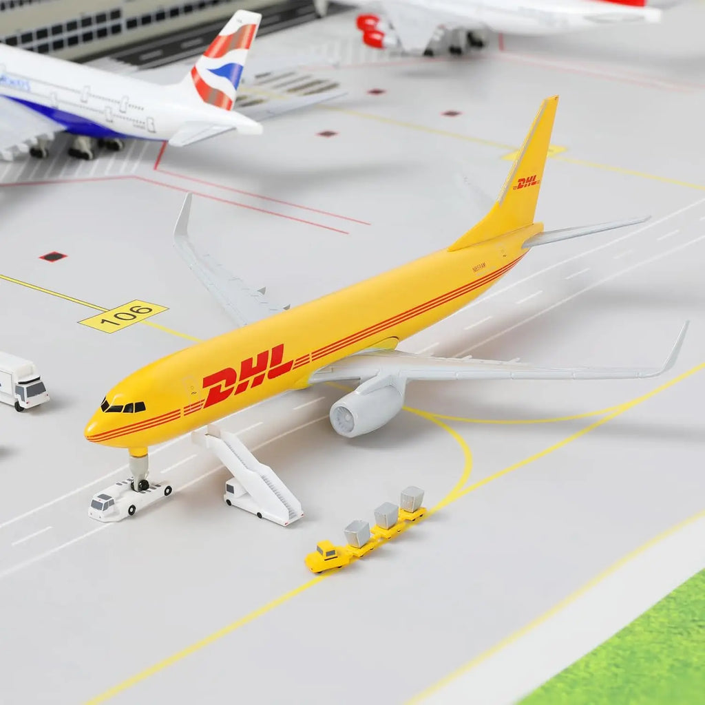 20cm DHL B737 Die-cast Metal Airplane Model with Display Stand for Aviation Enthusiast Gift or Display Decorations