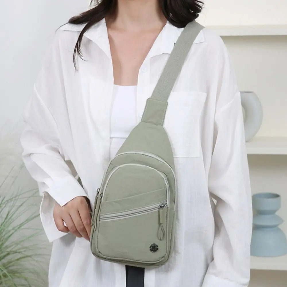 Durable Large Capacity Crossbody Bag Spacious Waterproof Shoulder Bag Lightweight Solid Color Messenger Bag Korean Style