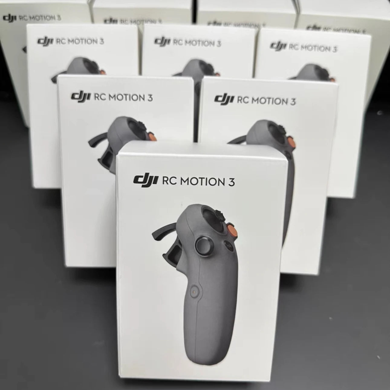 For RC Motion 3 Immersive Motion Control requires pairing with DJI Goggles 3 for DJI Avata 2/DJI NEO/DJI Mini 4 Pro/DJI Air 3