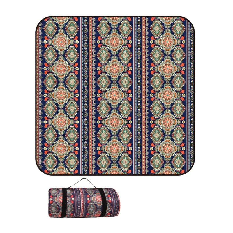 Outdoor Picnic Blanket Waterproof Extra Large Camping Mat Thickness 4mm 3-Layers Beach Blanket Rolling Up Packaging Park Blanket