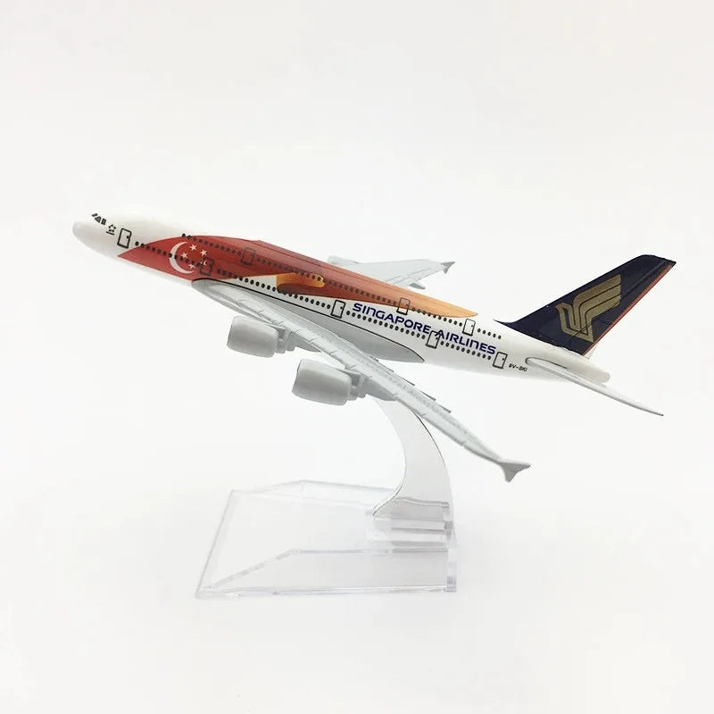 Emirates A380 Airplane Diecast Metal 1/400 Scale Aircraft 16CM Collectible Miniatures Model Planes Boys Toys Displays