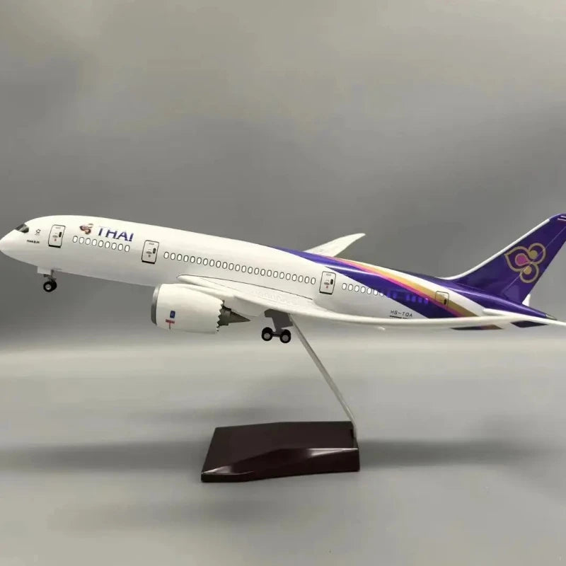 New 47CM Thai Airways B787 Model Plane Resin Diecast Airplanes with LED Light Aircraft Model Ornaments Collection Display Gifts