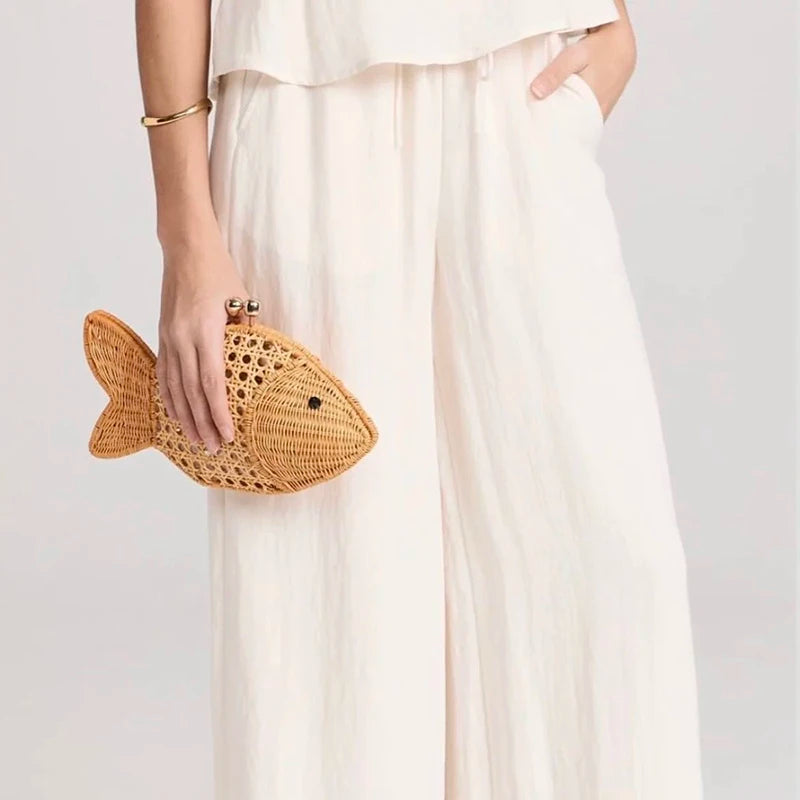 Fish Shaped Rattan Clutch Bag Creative Woven Handbag Candy Fruit Basket Bags Hollow Handmade Ornaments Women Makeup Bag Clutch