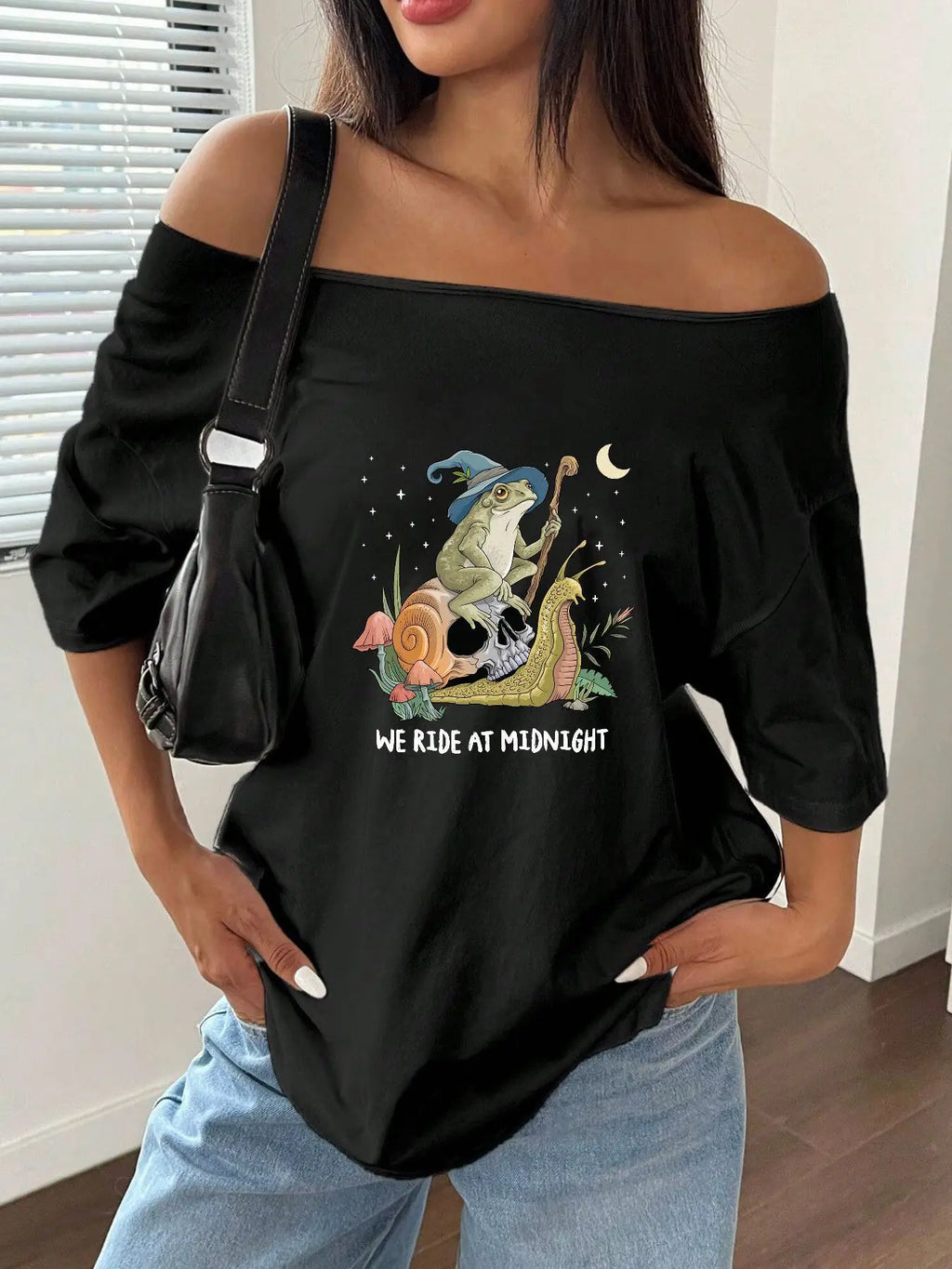 100% Cotton Plus Size Frog Witch Snail Skull Graphic Print Shoulder Loose Print T-Shirt Oversized Y2K Style Graphic Tees Wome