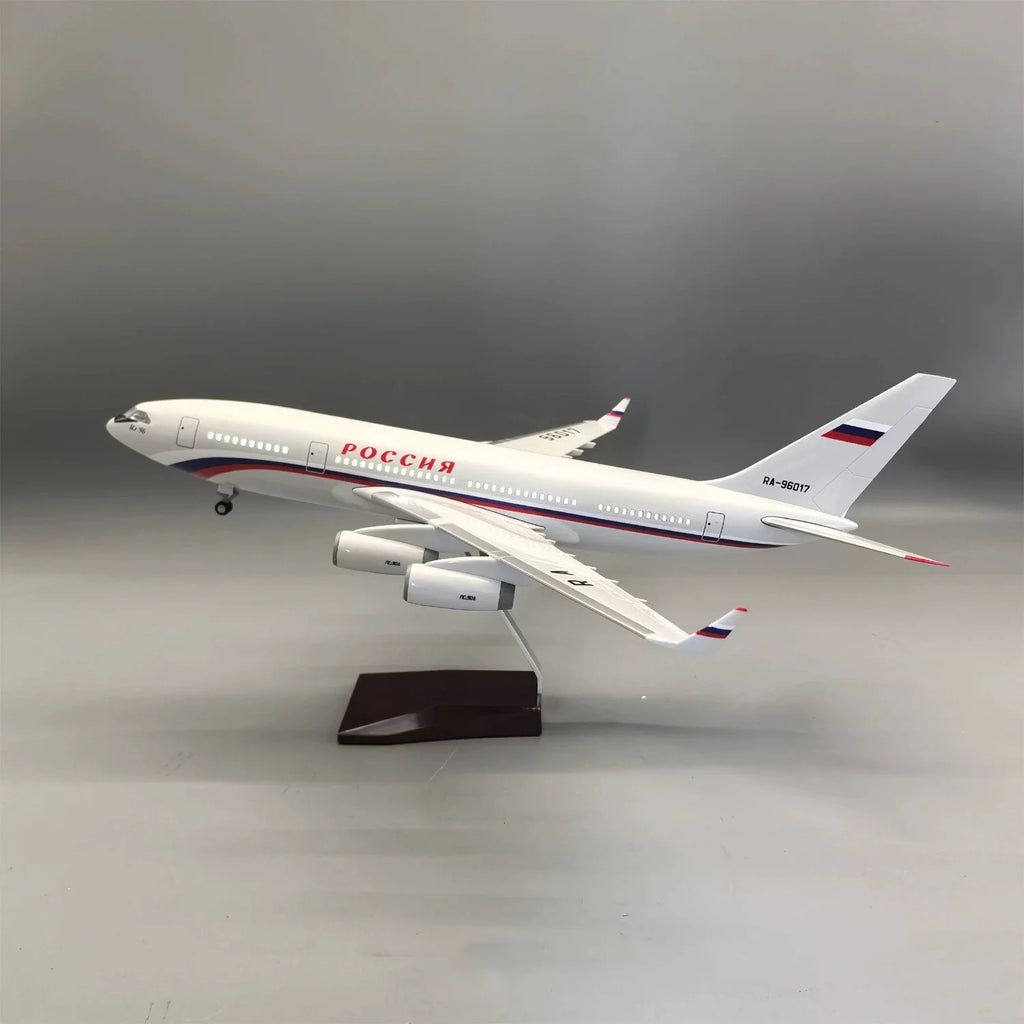 New 1/120 Scale 46cm Russian Il-96 Airplane Model Toy Kit Russian Air Force One Airplane Model for Collections Displays Gift