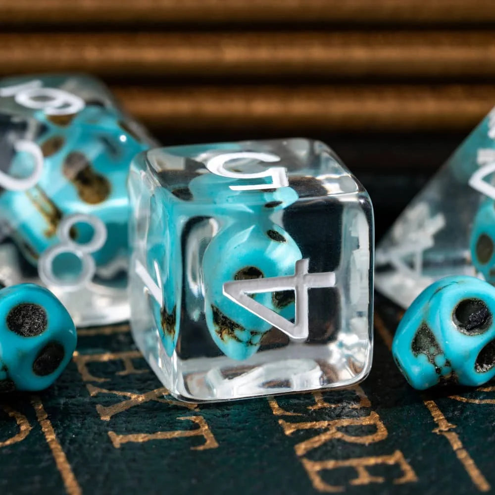 Cusdie 7 SKULL DND Dices Transparent D4 D6 D8 D10 D% D12 D20 Polyhedral Dice Set for D&D Pathfinder Role Playing Board Games