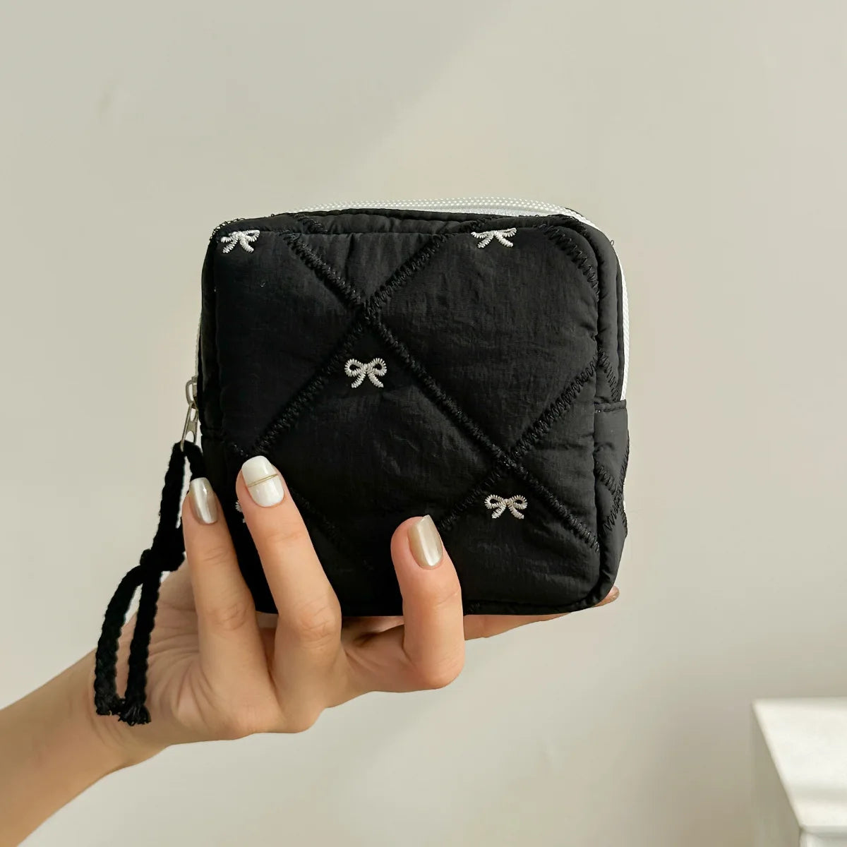 1pc Gift Bow Sanitary Napkin Organizer Bag Coquette Quilted Women's Mini Clutch Bag Cotton Keychain Earphone Coin Purse