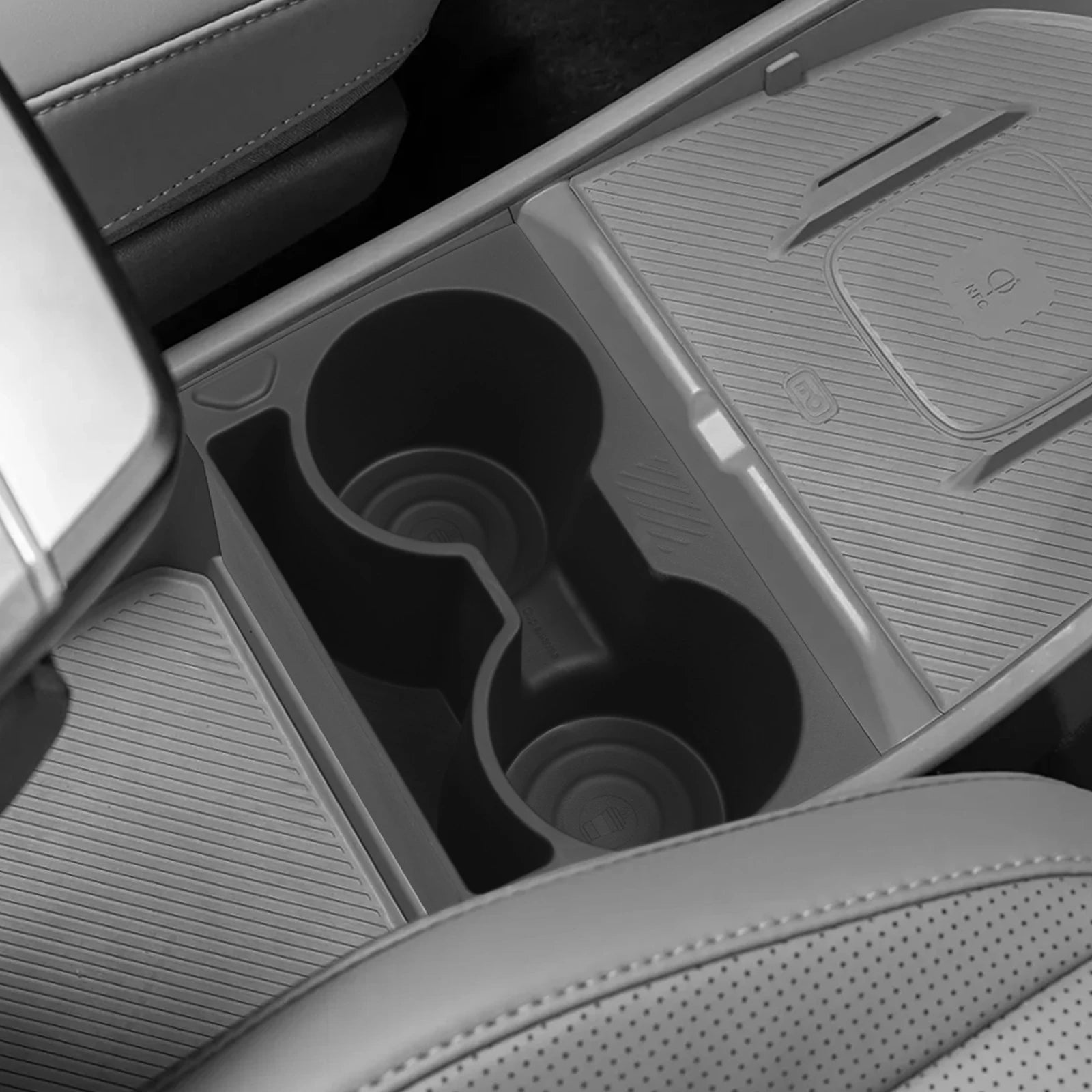 for Kia EV3 EV4 2024-2026 Center Console Water Cup Holder Shock-Absorbing Storage Tray TPE Car Interior Accessories Black