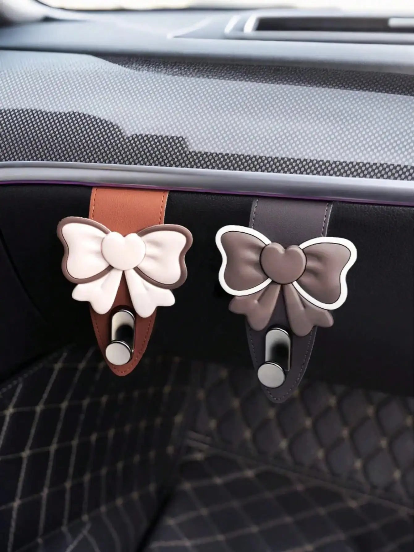 Butterfly-Style Car Hook: A Foldable In-Car Storage Helper with Both Aesthetics and Practicality