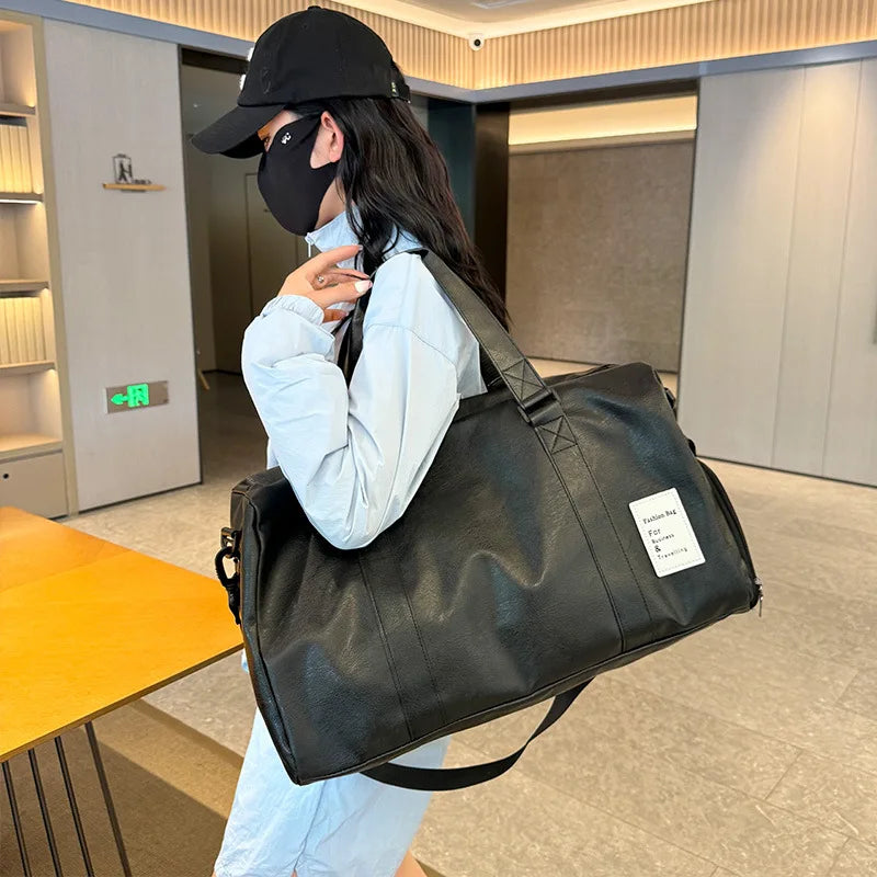 Soft Leather Fitness Bag Waterproof Dry Wet Separation Travel Bag Handheld Short Trip Bag with Independent Shoe Compartment P...