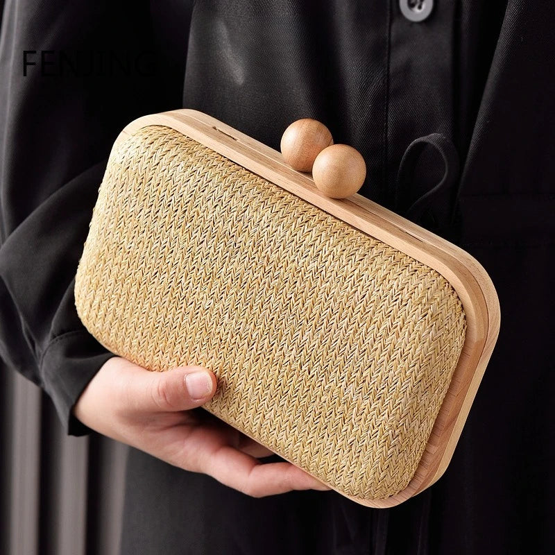 Straw Clutch Handbag 2025 Summer Beach Straw Purse for Women Woven Bag Casual Straw Shoulder Crossbody Bag New Evening Handbag