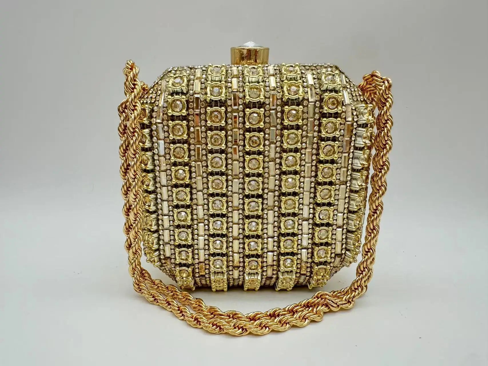 Fashion dinner bag, new pearl button handbag, formal bag shell, chain bag, crossbody bag, women's bag, bride's bag