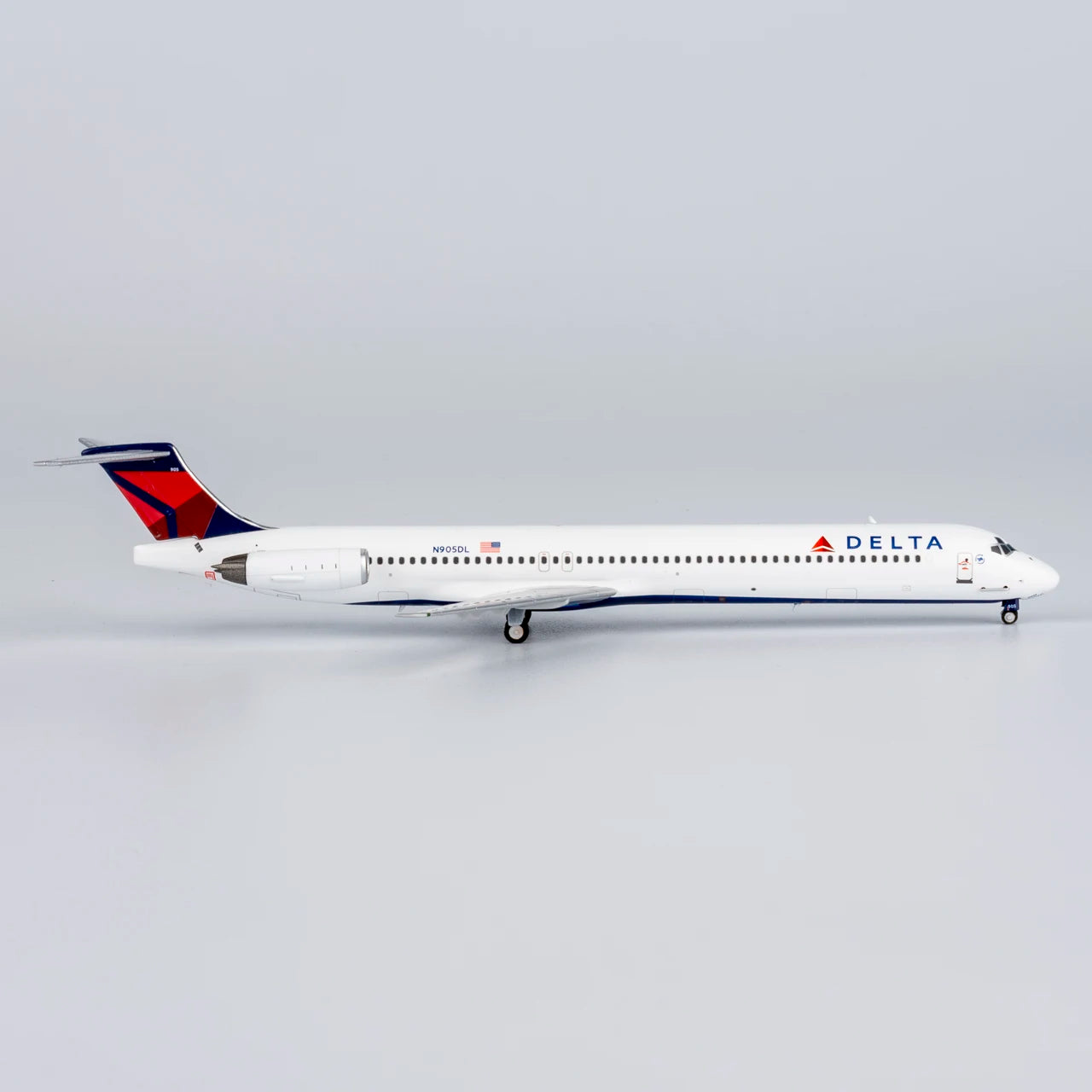 83013 Alloy Collectible Plane Gift NG Models 1:400 Delta Air Lines MCDONNELL Douglas MD-88 Diecast Aircraft Jet Model N905DL
