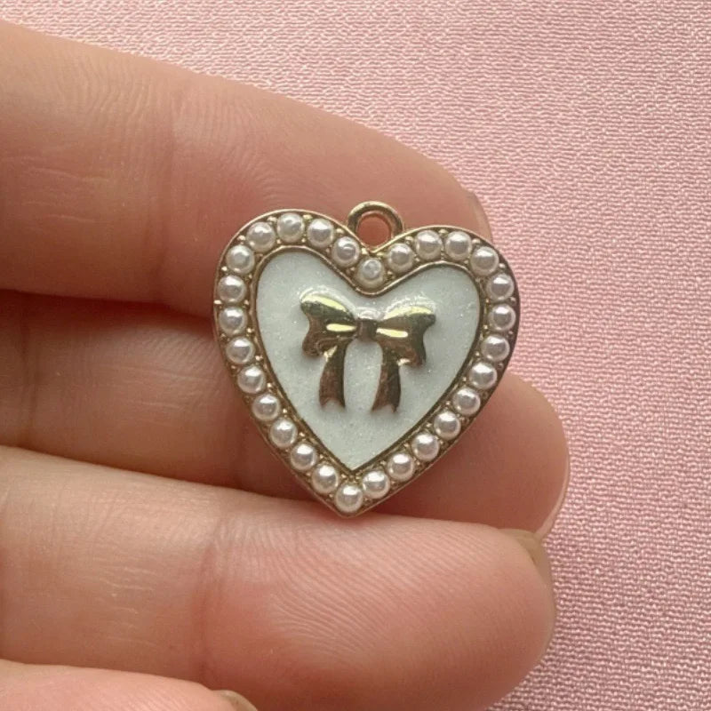 10pcs Small Fragrant Wind Love Peach Heart Butterfly Knot DIY Jewelry Accessories Alloy Pendant Bag Decoration Pendant Accessori