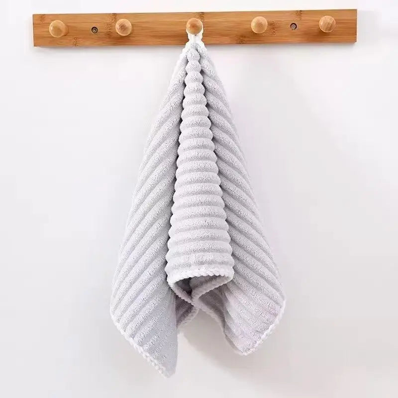 1PC 4 Color Quick Dry Premium Microfiber Bath Towel Absorbent Soft Bath Towel For Gift