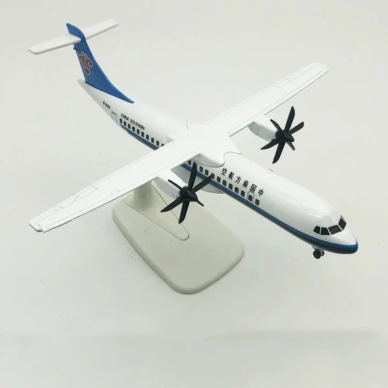 20cm Scale Diecast Metal Planes Southern Airlines ATR Airlines Child Toy With Landing Gear Plane Model Airplane Aircraft Model