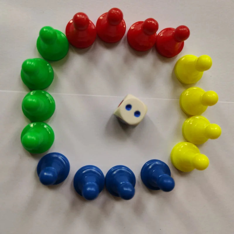 1 Set = 16 Pieces of Plastic Chess Pieces + 1 Piece of 16mm Dot Dice for Board Game Accessories