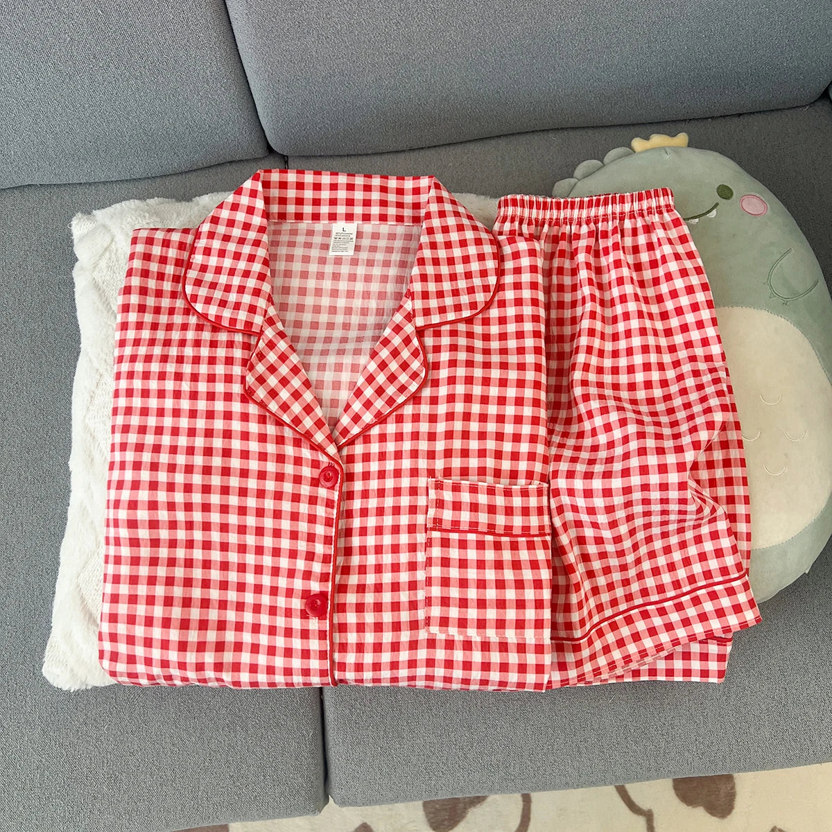 Women's Summer Pajamas, Thin Plaid Pattern Short-Sleeved Shorts, Sweet and Cute, Can Be Worn Outside in Summer, Two-Piece Home Wear Set