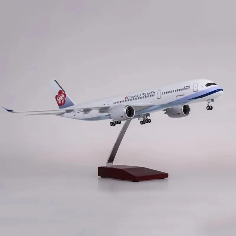 Model Airplane 47cm 1/142 Scale A350 Taiwan China Airline Model Planes Children'S Toys Aircraft Models For Collection Or Gift