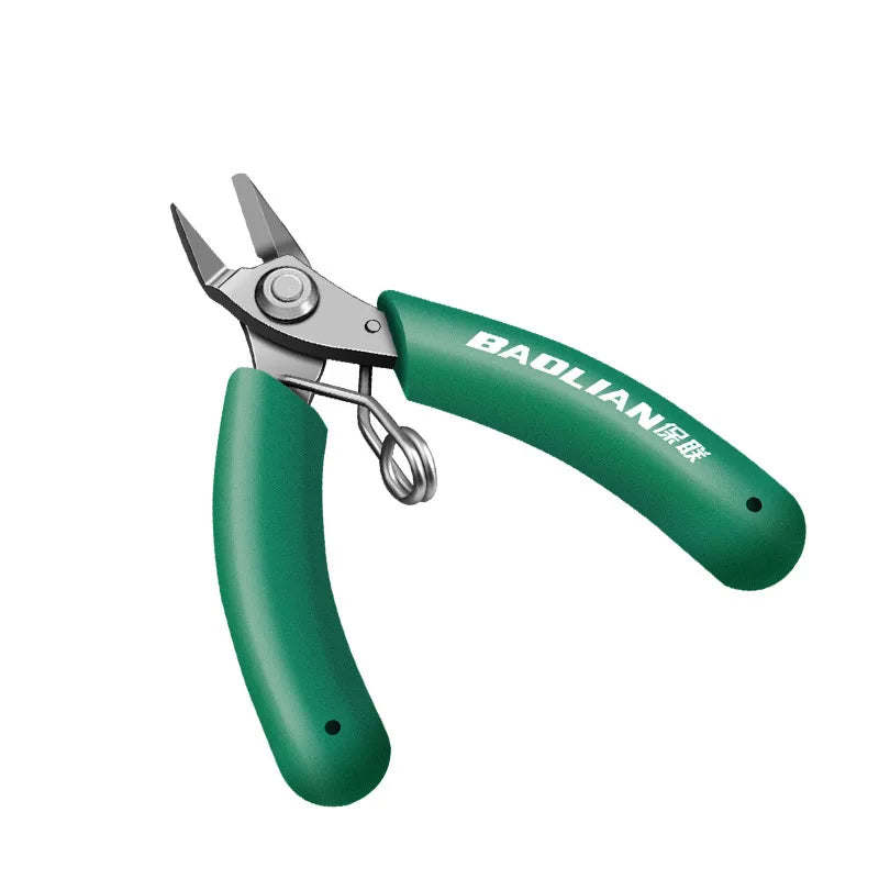 4.5 Inch Mini Handmade Pliers, Household Industrial Grade Multifunctional DIY Mini Wire Pliers, Electrician Mini Tiger Pliers