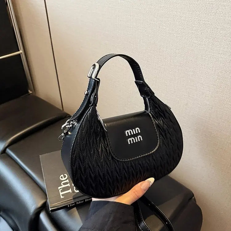Luxury Fashion-Forward Designer Diaper Bag Women Large Capacity Tote Elegant Leather Crossbody Handbag For A Statement Look