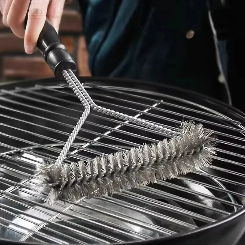 Triangular Wire Grill Brush Stainless Steel Nonstick Heat Resistant Grill Cleaning Tool Efficient and Safe Kitchen Accessory