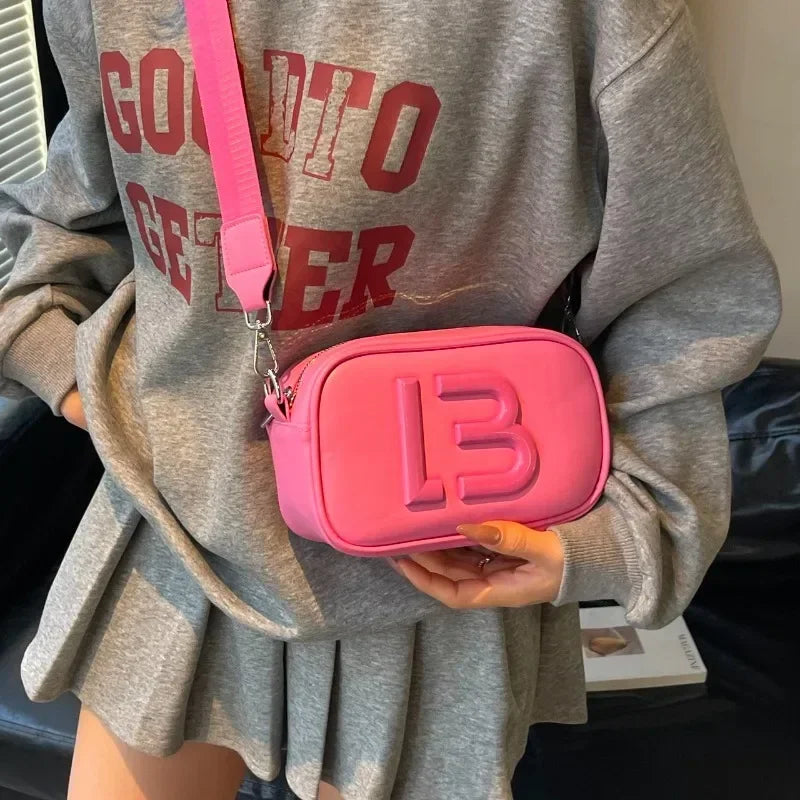 2026 New Luxury Ladies Fashionable Leather Crossbody Bag Trendy Commuter Elegant Women's Vintage Daily Bag