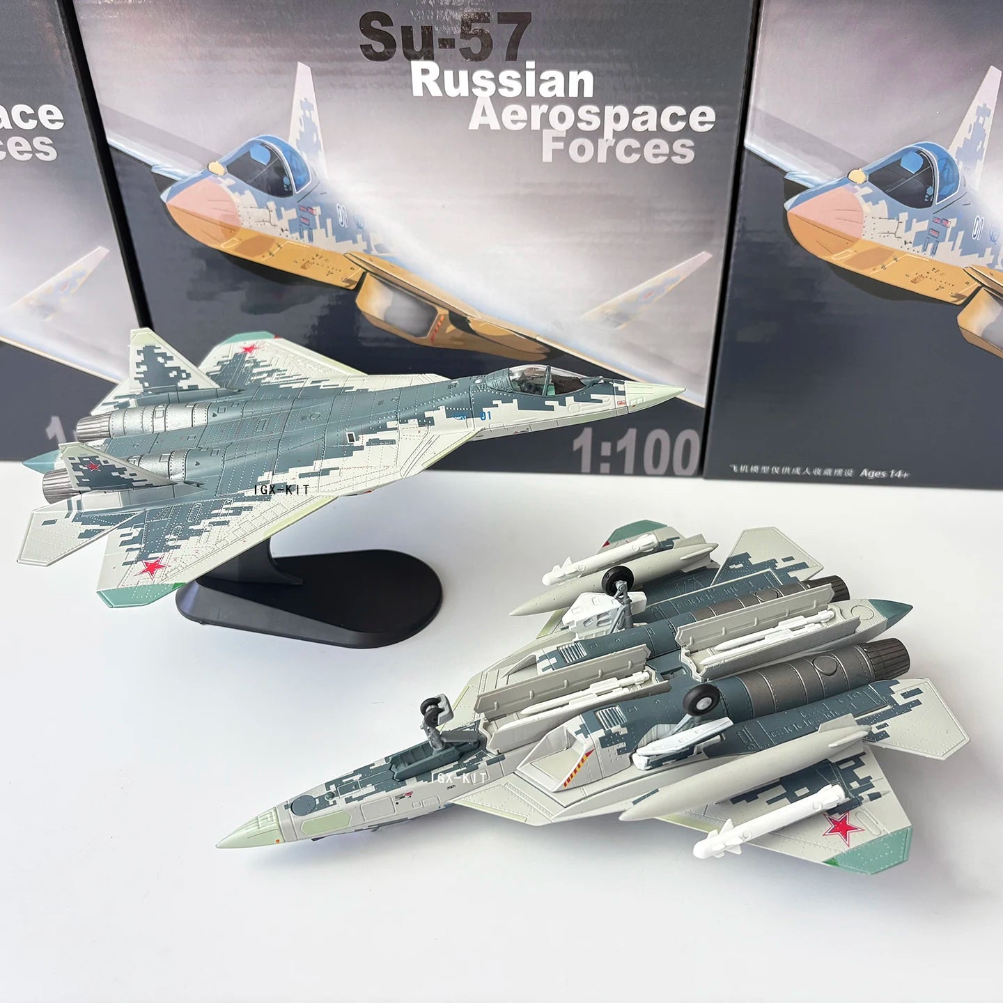 1/100 Scale Russian Air Force SU57 Stealth Fighter Model SU-57 01# Metal Plane Aircraft Model Gift Display Ornament