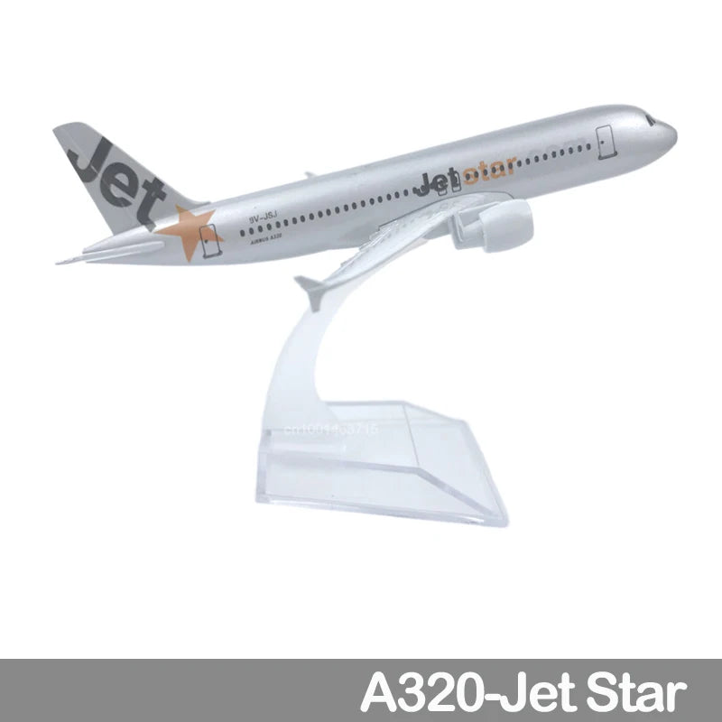 15CM Diecast Alloy A320 330 340 350 380 6Inch Airplane Model