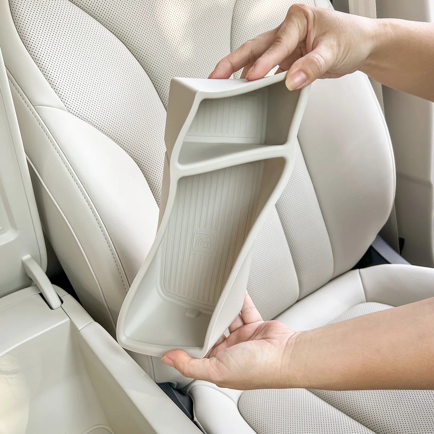 For GWM Ora 5 Car Styling Armrest Compartment Storage Box Center Console Organizer Cover Protector Decoration Accessories