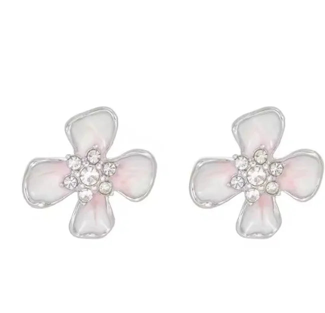 Exquisite Flower Earbud Charm With Rhinestone Design Nice Birthday Gift Fashion Decoration For Wireless Bluetooth Earphones