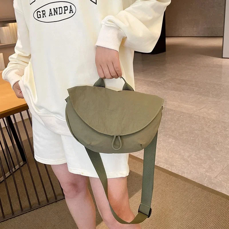 Women Crossbody Fashion Hidden Magnetic Button Sports Riding Waist Bag Nylon Dumpling Shoulder Satchel Suitable for Travelling