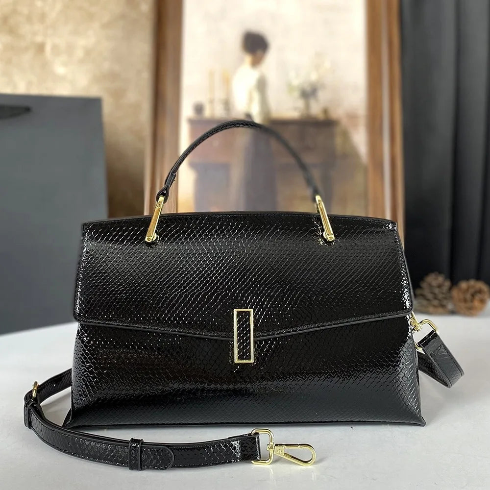 2026 Popular Crossbody Bag Versatile, Glossy Temperament, Snake Pattern Handbag, Shoulder Bag, Casual and Versatile