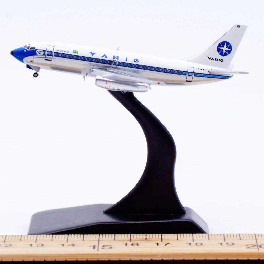 XX40253 Alloy Collectible Plane Gift JC Wings 1:400 Varig Boeing B737-200 [Polished] Diecast Aircraft Jet Model PP-VME