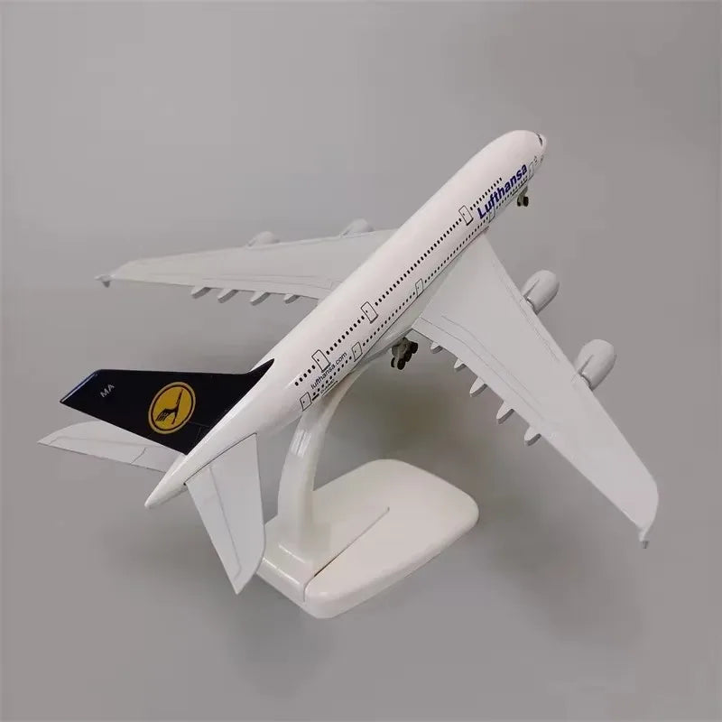 20cm Alloy Aircraft Model A380 Aircraft Airbus Lufthansa Resin Aircraft Model Toy With Landing Gear Collection Hobby Gift