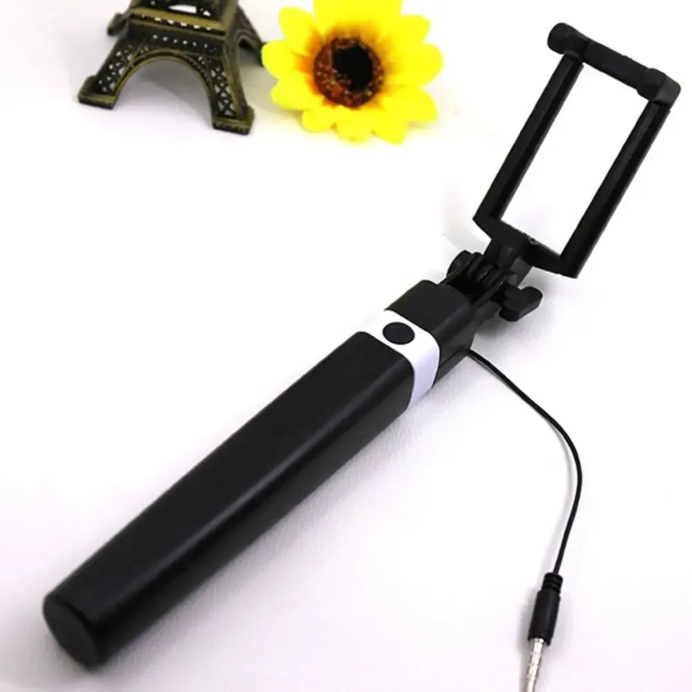 3.5mm Plug Mini Wire Controlled Selfie Stick Type-C Plug Retractable Portable Handheld Selfie Stick Mini Portable