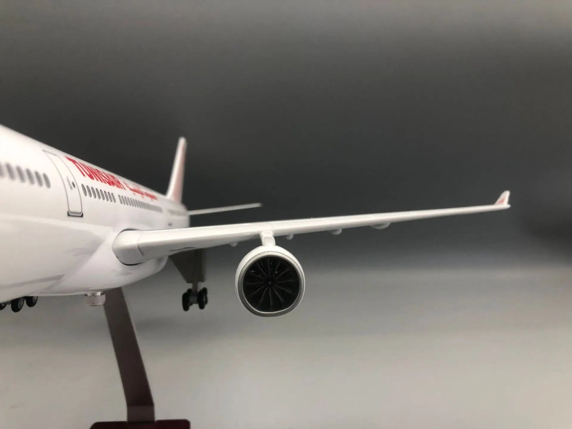 47cm Model Airplane TUNISAIR a330 Resin Scale Plane Model with Landing Gear Wheels Light(Touch or Sound Control) Collected Gift