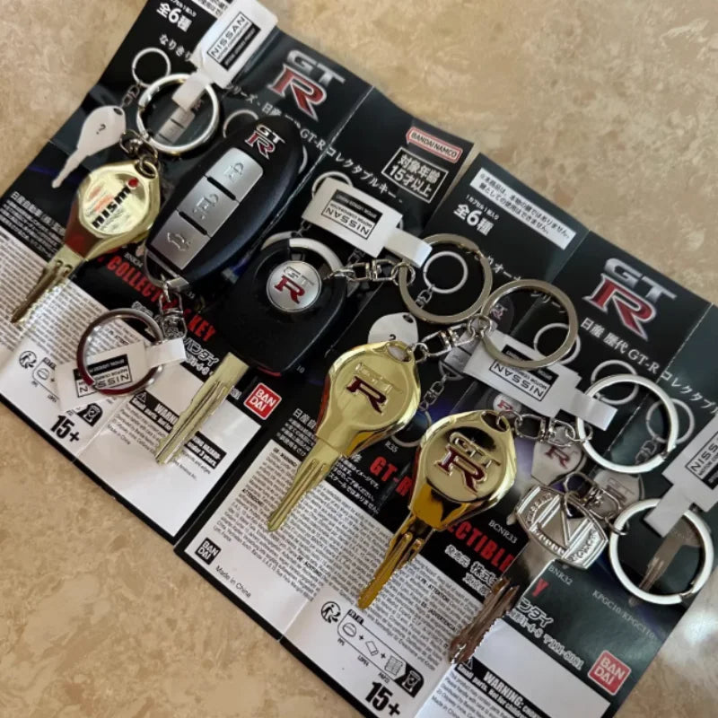 Genuine Simulation Gtr Car Key Keychain Car Key Model Bag Keychain Gashapon Creative Toys Accessories Ornament Fans Gift