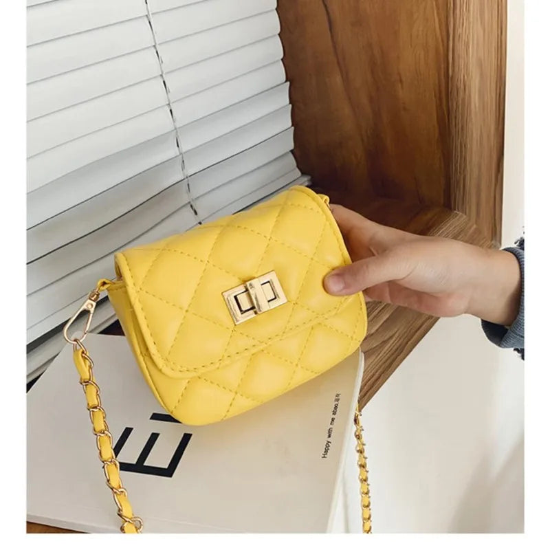 1Pc Mini Bag Crossbody Bag Fashion Girl Bag Child Bag Clothes Decorative Accessories Coin Purse Bag