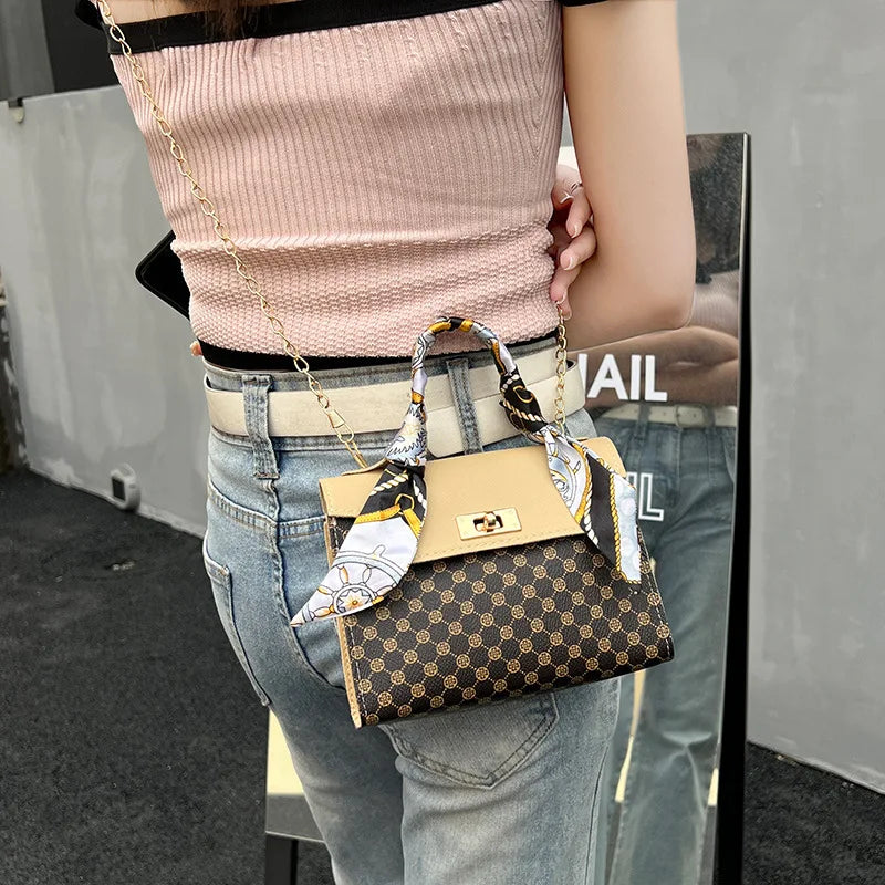 Women Crossbody Bag Thread Luxury Handbag Shoulder Bags Brand Sequined Tassel Clutch Small Bag and Purse Party