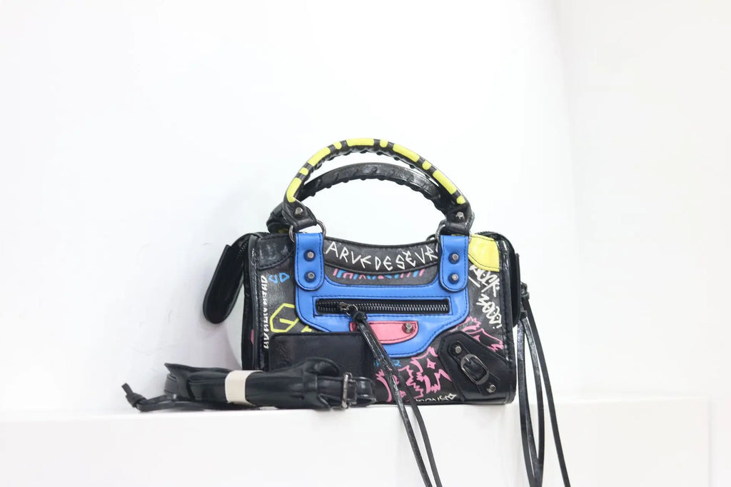 Women Casual Single Shoulder Moto Bag Niche Graffiti Microfiber PU Retro Large Fashion Hand Purse