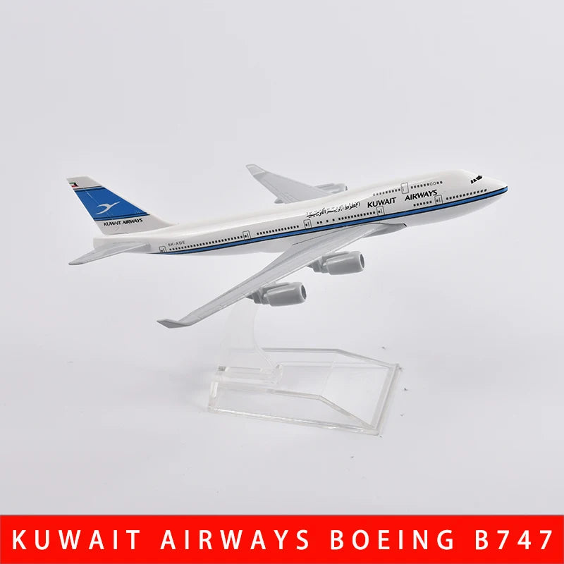 JASON TUTU B747 Airplane Model B777 Aircraft Model Diecast Metal 1/400 Scale Adult Children Collection For Display Show Gift