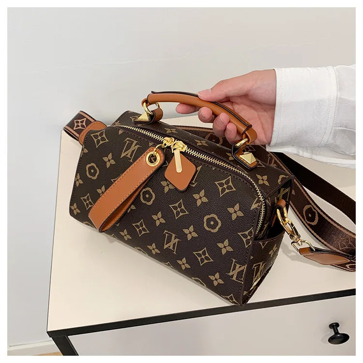 New retro printed handbag, new large capacity pillow bag, versatile and fashionable commuting broadband,single shoulder diagonal