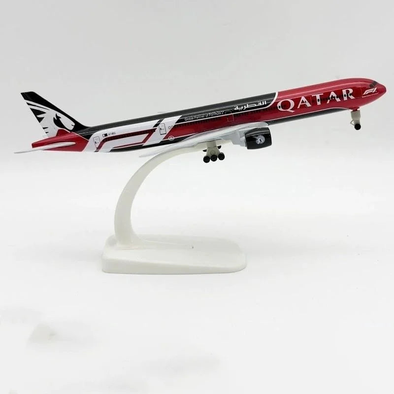 B777-300 Qatar Airways 20cm Metal Scale Aircraft With Wheels Die-Cast Airplane Collectible For Aviation Enthusiast Gift