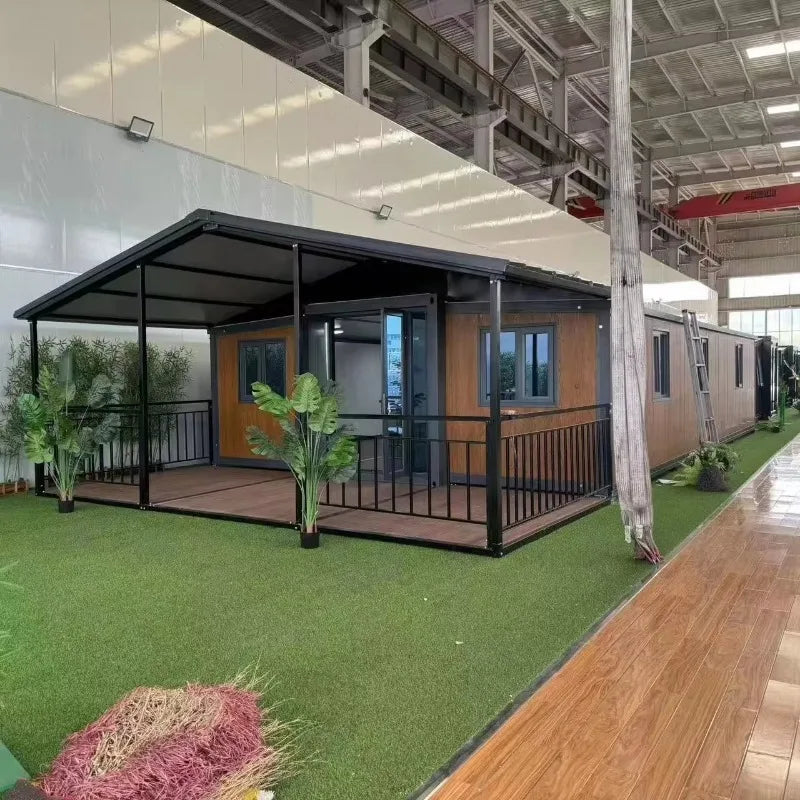 Customized New Design Prefab Container Trailer Integrated House On Wheel Shipping Prefabricated Movable Luxury Home Tiny House