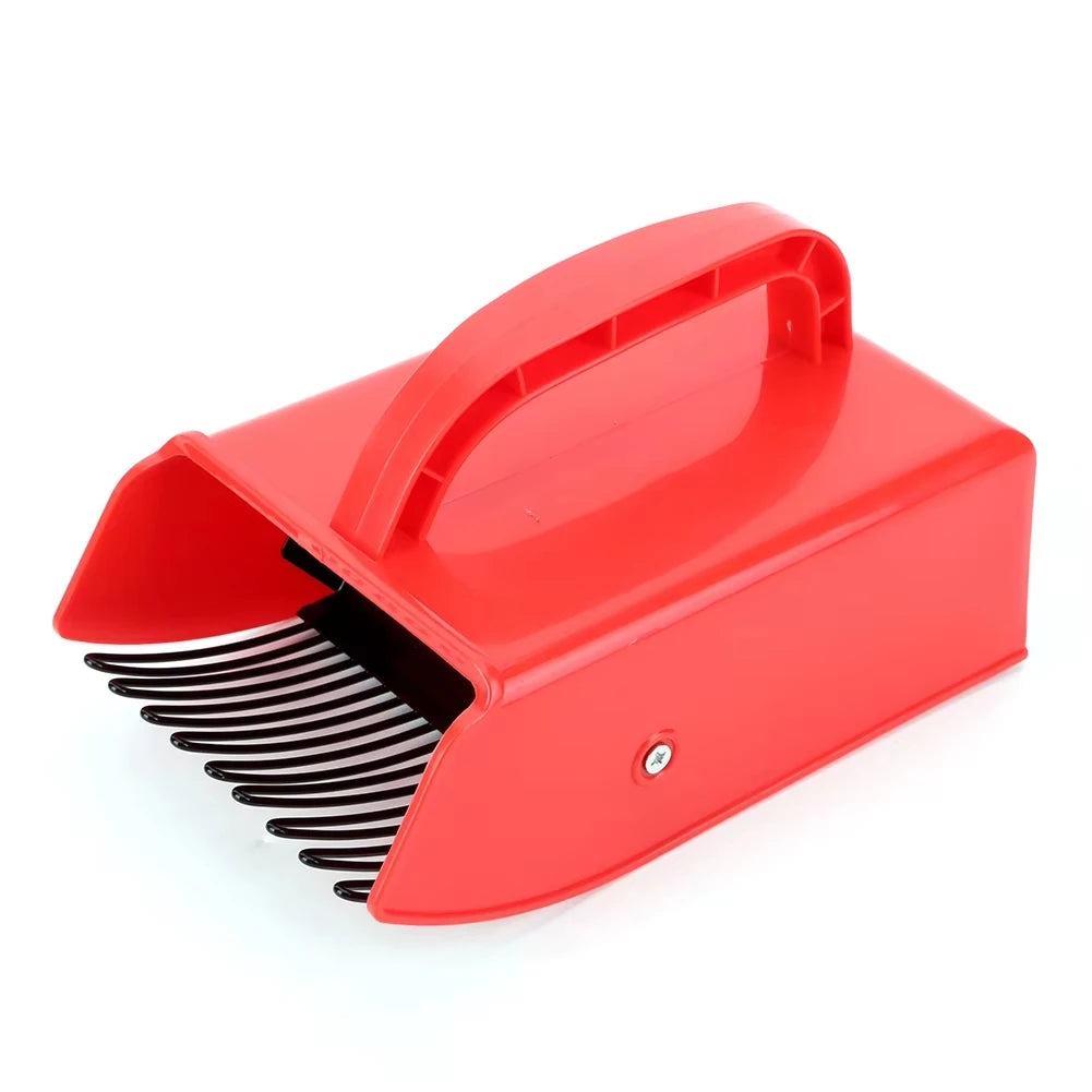 Berry Picker Blueberry Picker Scoop with Metal/Plastic Comb Huckleberry Picking Rakes Labor Saving for Easier Berry Harvester