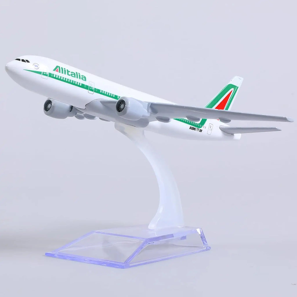 16cm Italian B777 Airplane Model 1/400 scale Diecast Metal Toy planes with Stand Airplane Wheel Toy for Children toys Gift