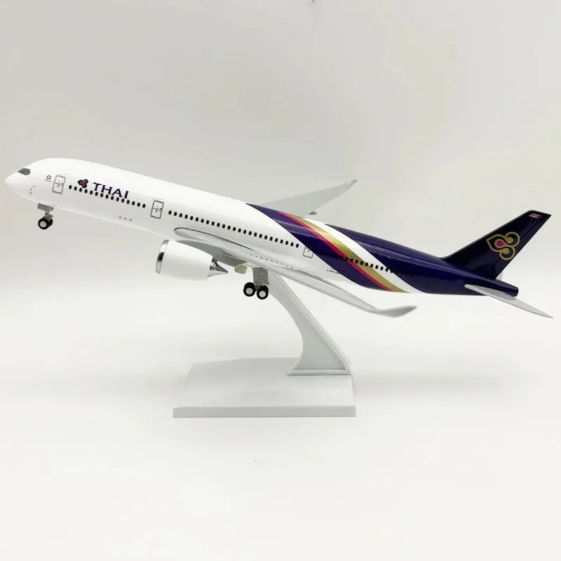 30cm Thai A350 Airplane Model 1/240 Scale Diecast Resin Plane Model Kit with Stand for Display Collection or Adult Toy Gift